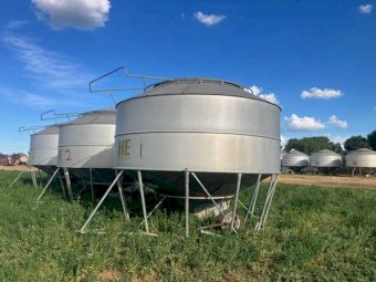 3 X H.E Silos 30T Field Bins
