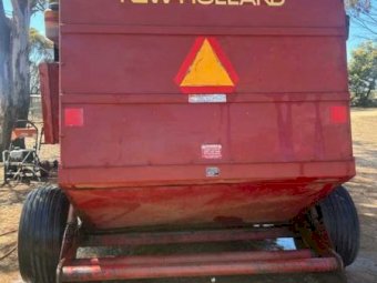 New Holland 855 Round Baler