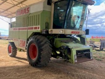 3 X Claas 204 Mega Headers With 30Ft Fronts With Trailers