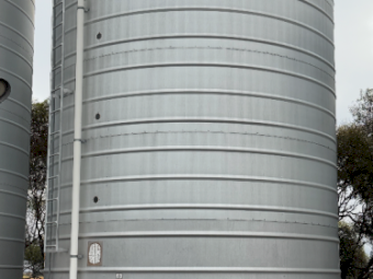 2011 Campbell Grain Silo