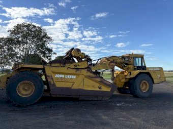 1982 John Deere 862 Scraper