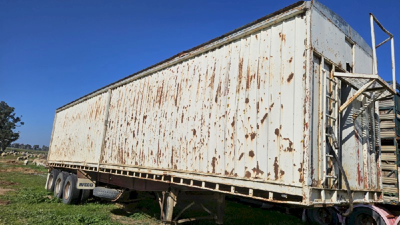Freighter 40ft Tipper
