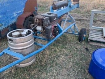 Wood splitter