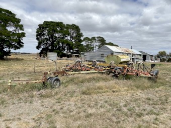 27ft Alfarm Airseeder