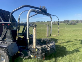Vicon RV1601 round, bale and wrapper