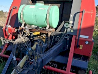 Vicon RV1901 Round Baler
