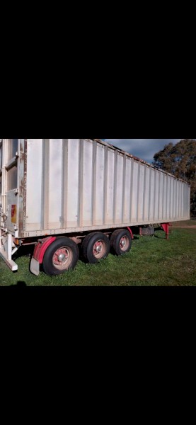 Freighter Walking Floor Trailer