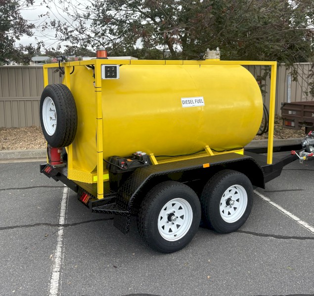 Solar Powered 2250L Fuel Trailer