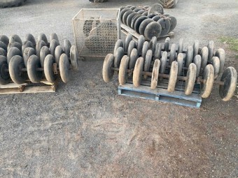 Gang press wheels