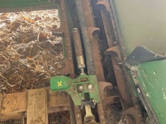 2009 John Deere 612C Corn Front