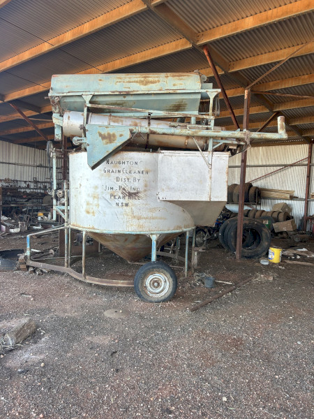Naughton Grain Cleaner 