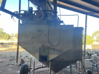 Naughton Grain Cleaner 