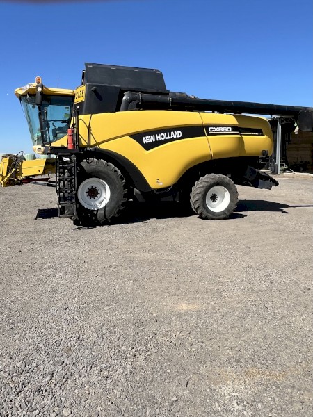 New Holland CX860 Header