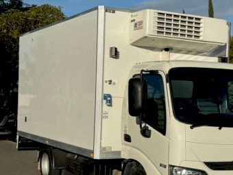 2019 FRIDGE/ FREEZER COOL ROOM FOR SALE 240V PLUG IN