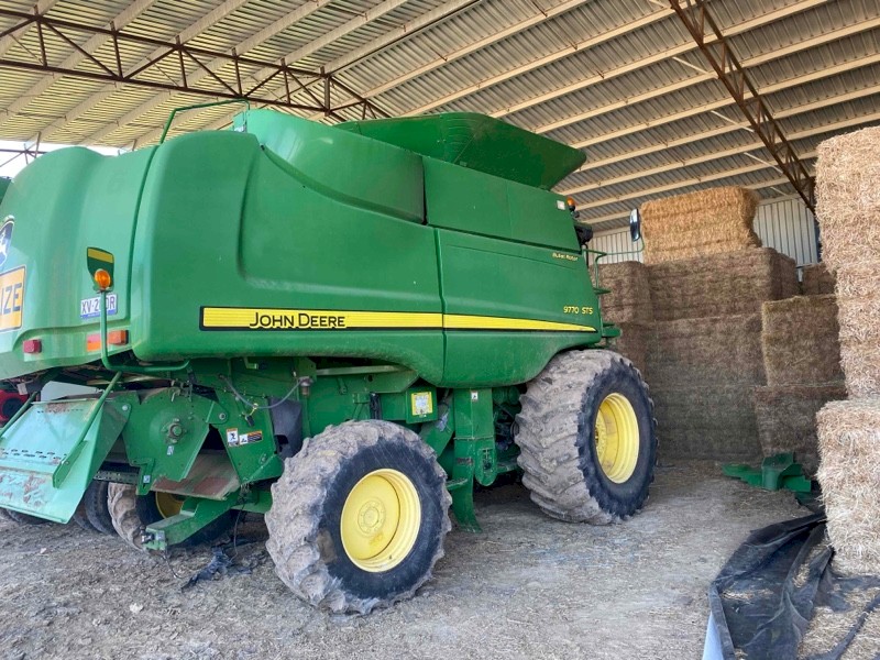 2009 John Deere 9770 Combine Harvester