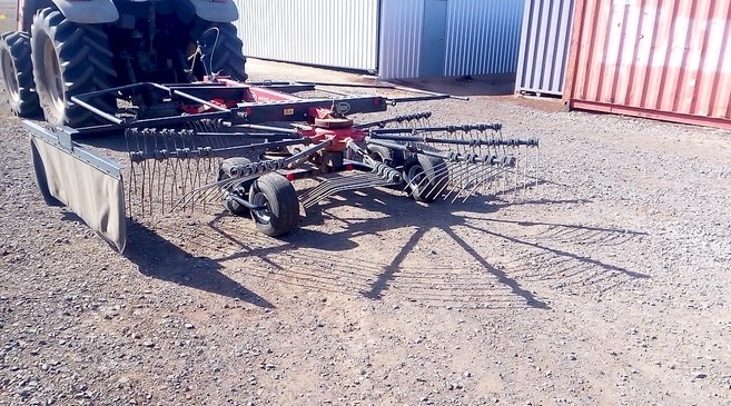Vicon 423T Rotary Hay Rake