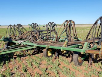 John Deere 1610 Chisel Plow/Seeder
