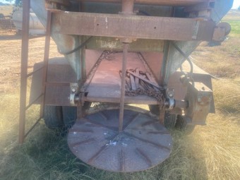 Manure Spreader 