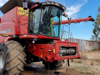 2013 Case IH 8230 4WD Header with Case IH 2152 40' Draper Front on Leith Trailer