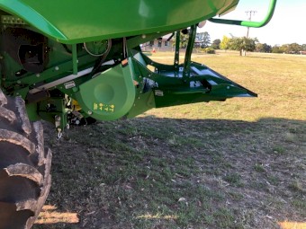 2014 S670 John Deere Header