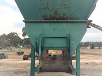 In Feed Hopper