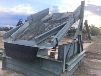 Grizzly Vibrating Screen