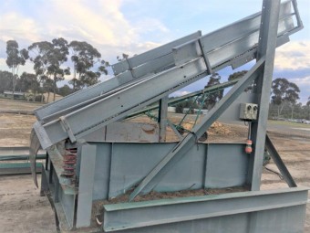 Grizzly Vibrating Screen
