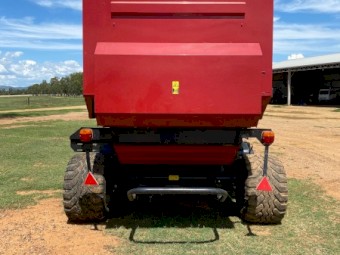 2010 Case RB 454 Round Baler