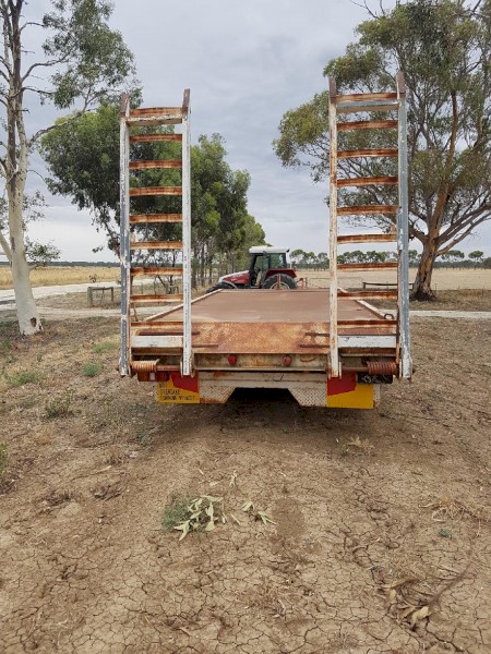 Flat Top Trailer