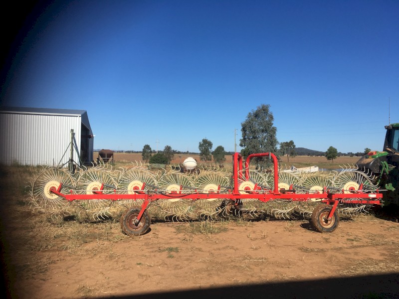 Enorossi RT9 Wheel Hay Rake