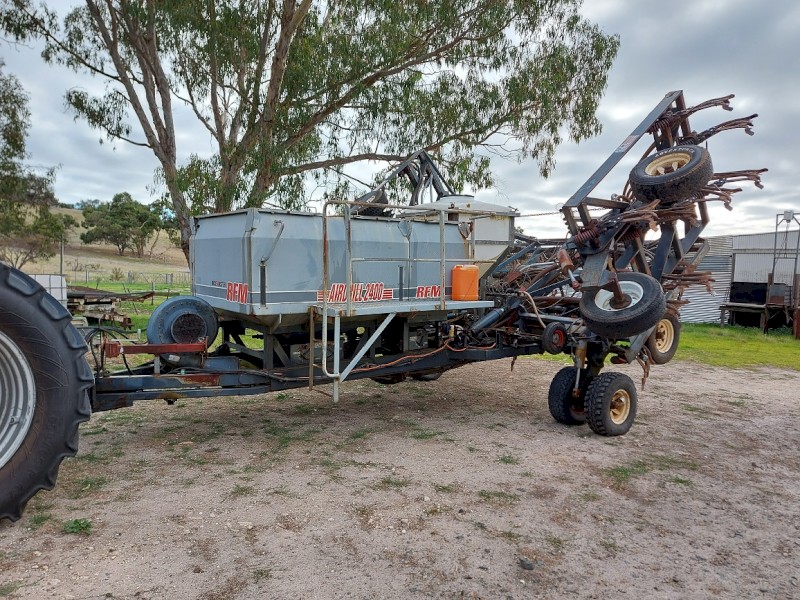 RFM Rice Master 2400 Air Seeder 26ft