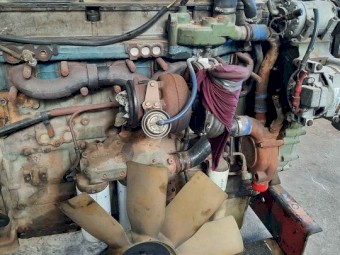 28. 1998 DDEC rebuilder series Detroit 