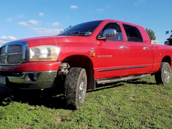 Dodge Ram 2500 4X4 Megacab 2006