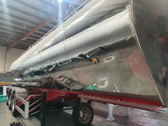 2019 -30000 Stainless Steel Wine or Milk Tanker For Hire or Sale