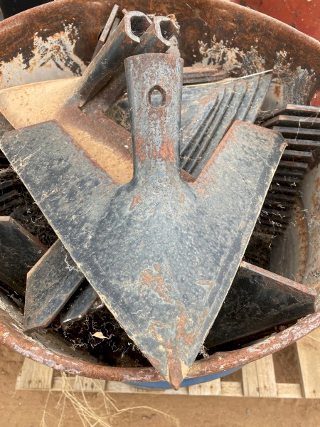 Slim Wedge 16"