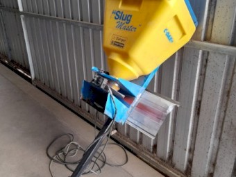 Bait Spreader