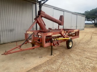 Akron E180T Grain Bag Unloader