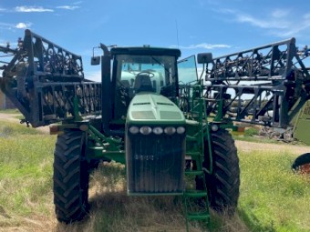 2008 John Deere 4930 Self Propelled Sprayer