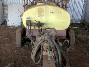 Hardi 40 ft 1200 litre PTO Spray Cart