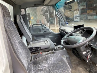 Under Auction - (A177) 2005 Isuzu 200 