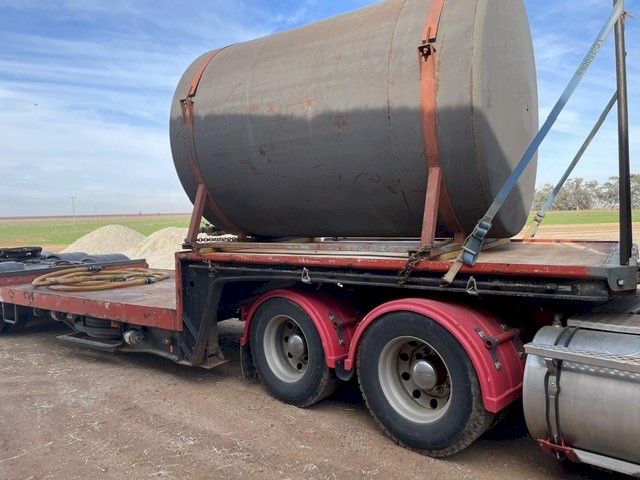 1999 Freighter Drop Deck 12 Pallet A-Trailer