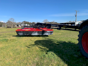 2016 MacDon R116PT Mower Conditioner
