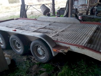 Car Plant Tri-Axle Trailer