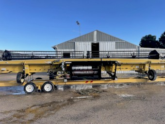 Honeybee 94c 36ft Draper Front