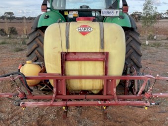 Hardi 600L 3PL sprayer