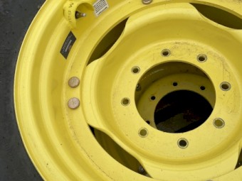 John Deere Tractor Tyres & Rims