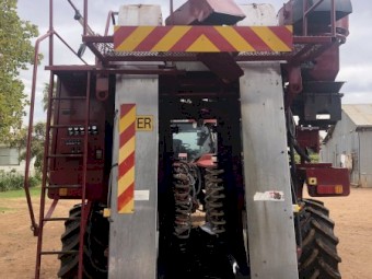 2003 Urm Vinestar with Wheel Drive