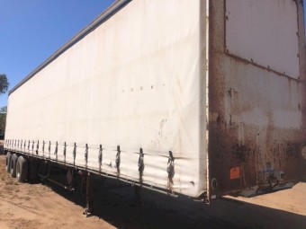 45' Barker Road Train Lead Tautliner