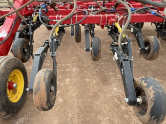 Bourgault 3320 QDA Bar