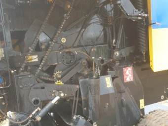 2006 New Holland Round Baler BR750A